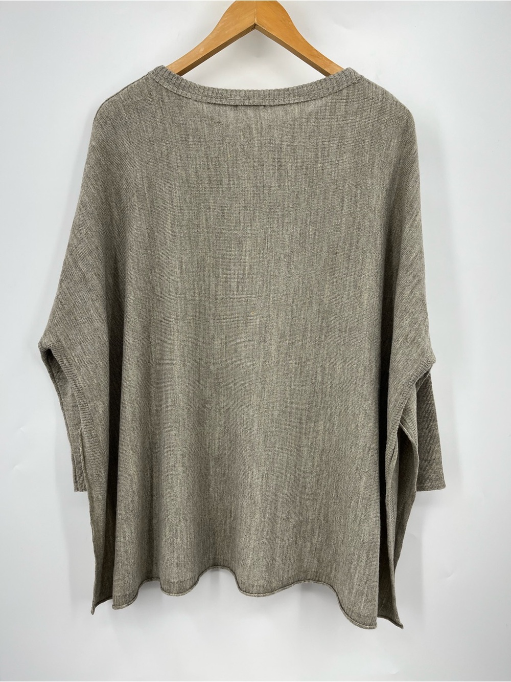 Mersea Catalina Traveler Oversize Knit Sweater 0602 One Size Driftwood Beige - Picture 8 of 10